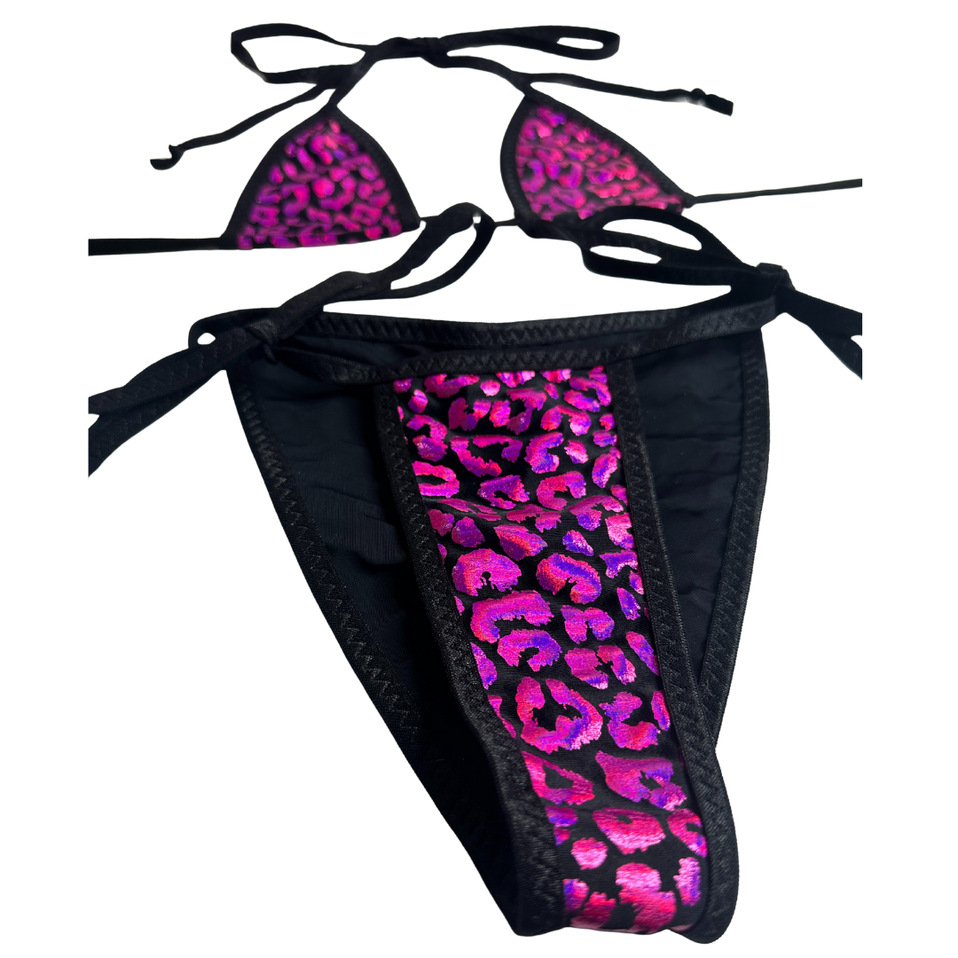Holographic Burgandy Leopard - Black - 2 piece scrunch butt set