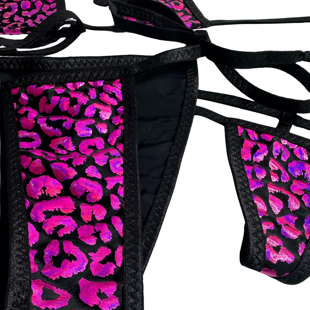 Holographic Burgandy Leopard - Black - 3 piece Scrunch butt set